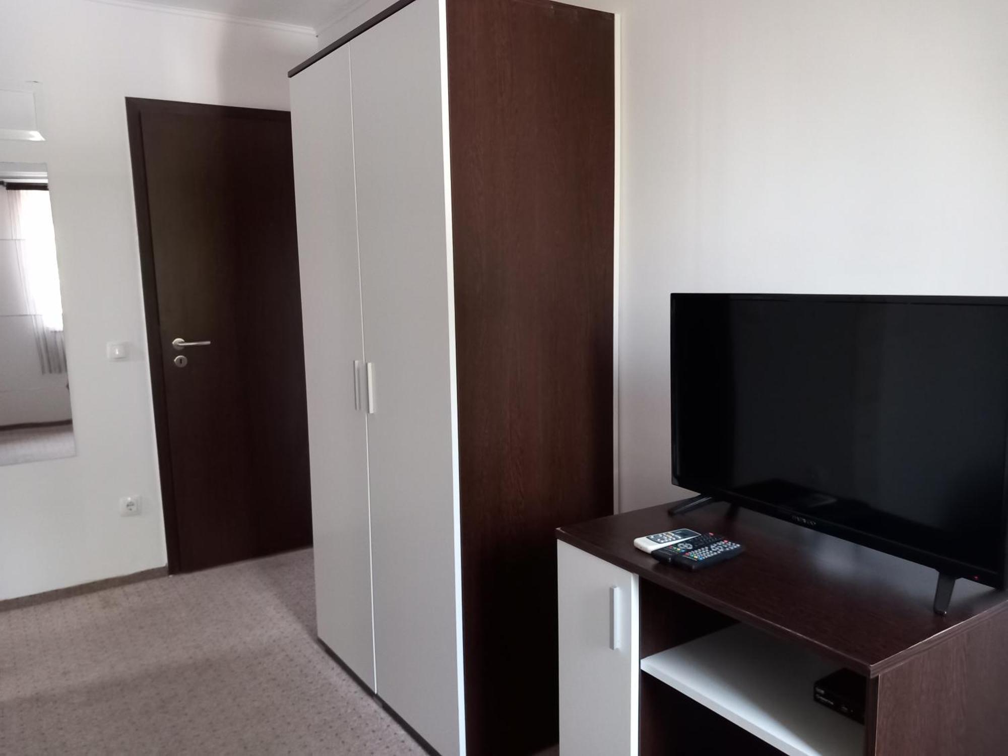 Villa Garden วีร์ ภายนอก รูปภาพ